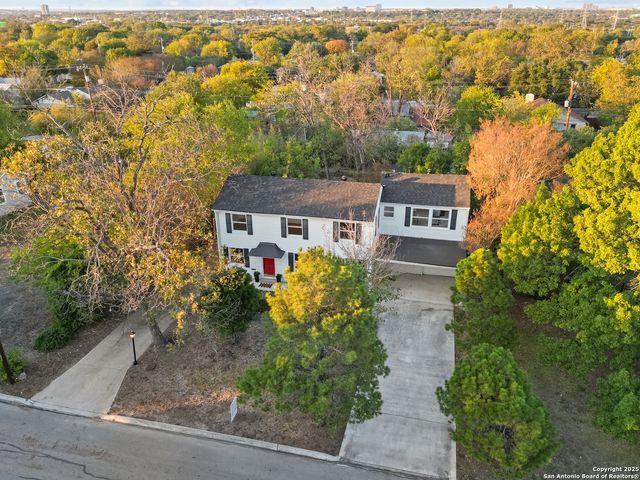 123 W. Mandalay, San Antonio, TX 78212