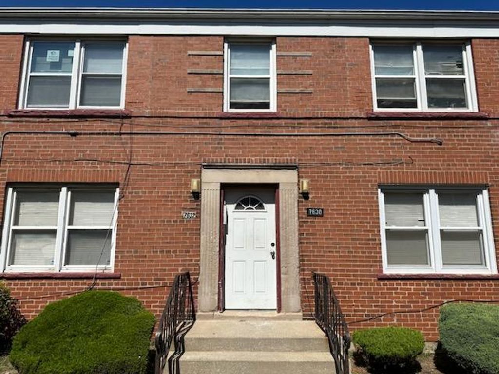 7630 S Jeffery Boulevard 1, Chicago, IL 60649