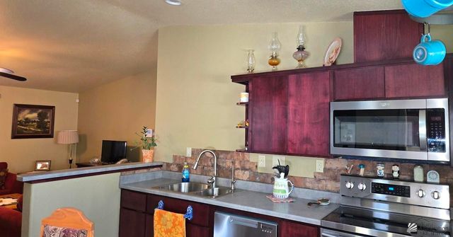 10326 S Linda Ln, Wellton, AZ 85356