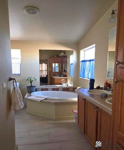 10326 S Linda Ln, Wellton, AZ 85356