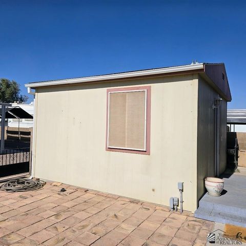 10326 S Linda Ln, Wellton, AZ 85356