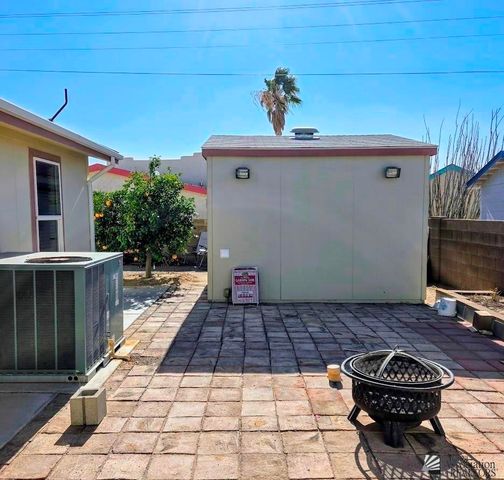 10326 S Linda Ln, Wellton, AZ 85356