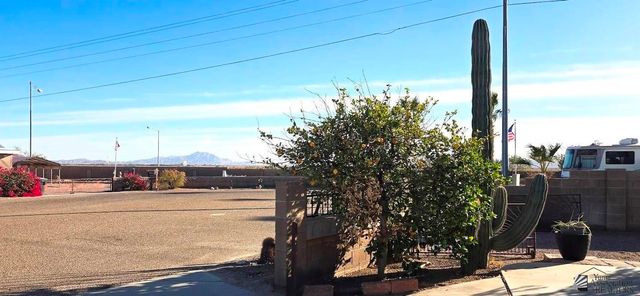 10326 S Linda Ln, Wellton, AZ 85356