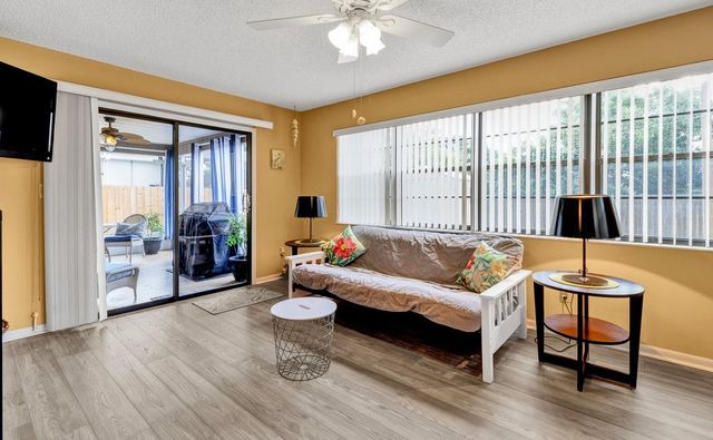 585 Ray Street, Sebastian, FL 32958