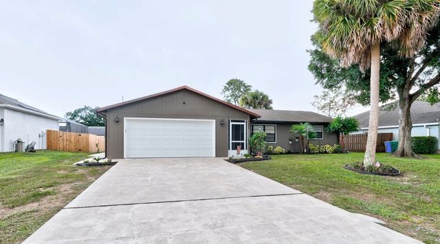 585 Ray Street, Sebastian, FL 32958