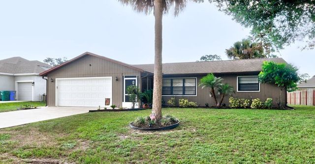 585 Ray Street, Sebastian, FL 32958