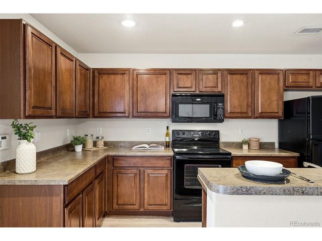 5811 Ceylon St, Denver, CO 80249