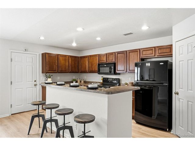 5811 Ceylon St, Denver, CO 80249