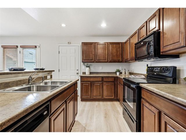 5811 Ceylon St, Denver, CO 80249