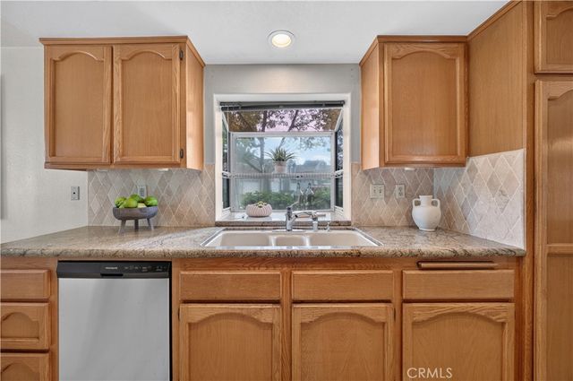 650 Wakefield Court 103, Long Beach, CA 90803