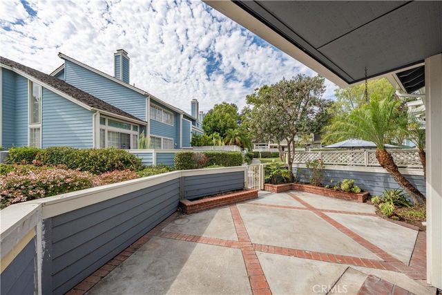 650 Wakefield Court 103, Long Beach, CA 90803