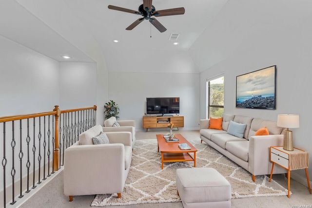 21702 Miranda Hill, San Antonio, TX 78256
