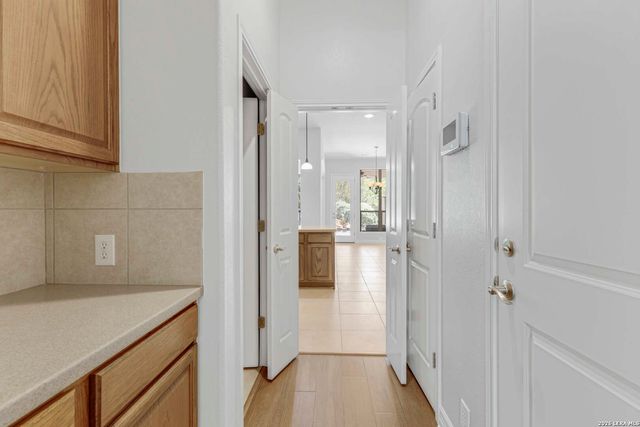 21702 Miranda Hill, San Antonio, TX 78256