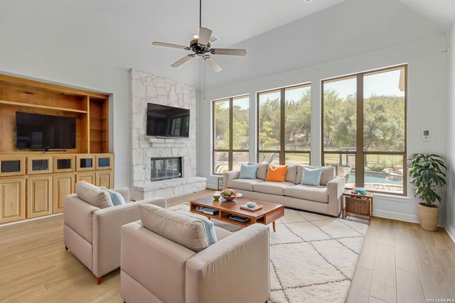 21702 Miranda Hill, San Antonio, TX 78256