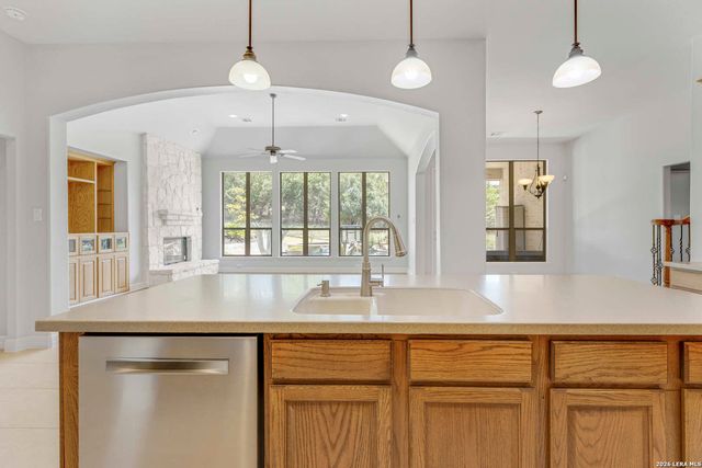 21702 Miranda Hill, San Antonio, TX 78256