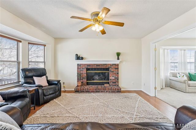 6027 Kensington Way, Imperial, MO 63052