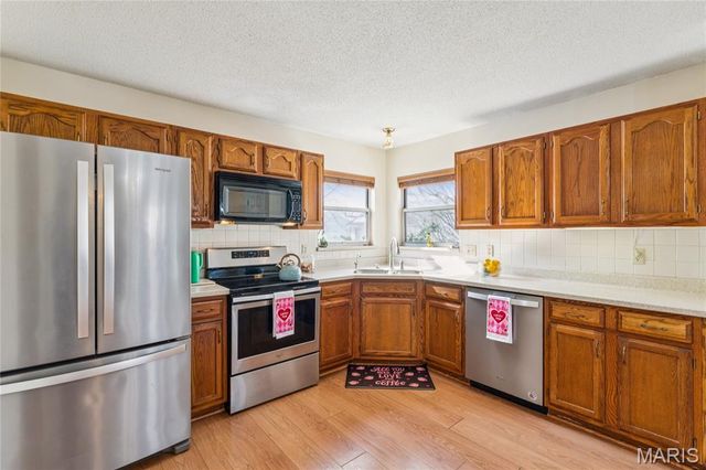 6027 Kensington Way, Imperial, MO 63052