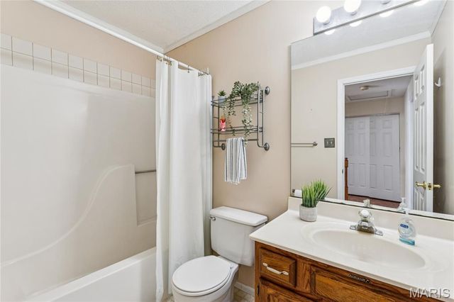 6027 Kensington Way, Imperial, MO 63052