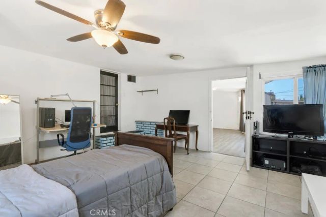 7533 Hatillo Avenue, Winnetka, CA 91306