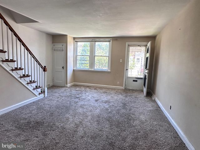 4534 OAKMONT ST, Philadelphia, PA 19136