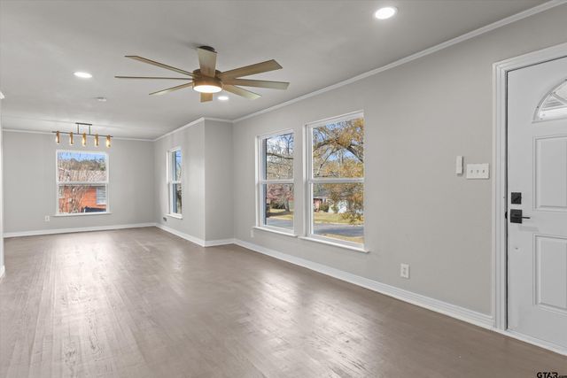 1330 Graham Dr., Tyler, TX 75701