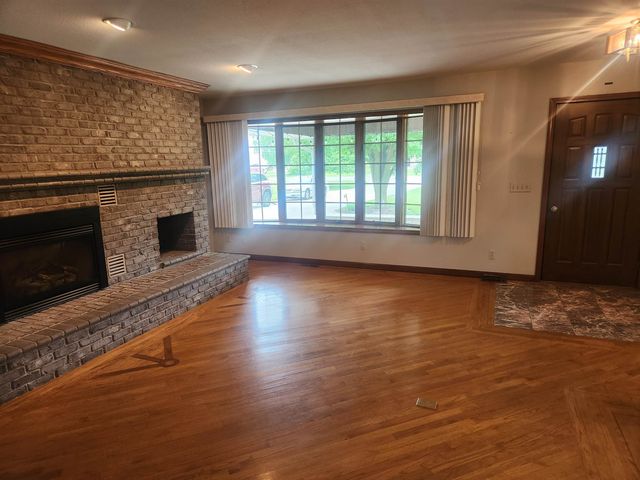 316 W Midland Road, Auburn, MI 48611