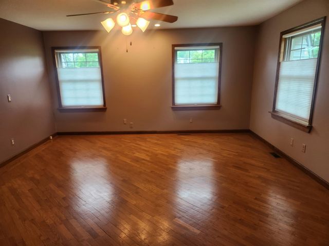 316 W Midland Road, Auburn, MI 48611