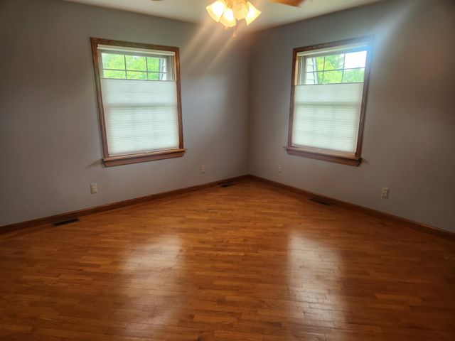 316 W Midland Road, Auburn, MI 48611