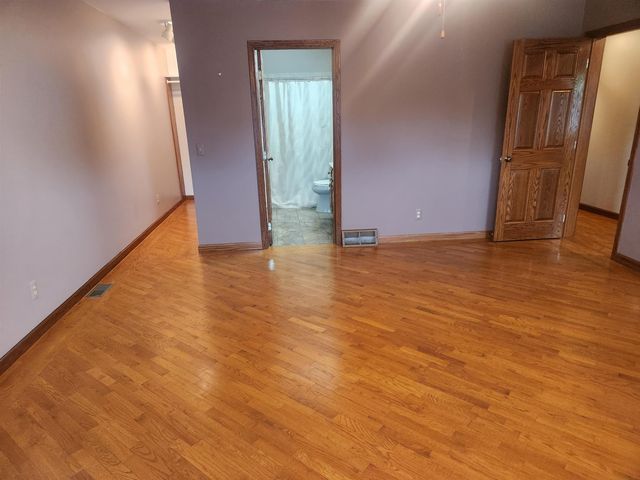 316 W Midland Road, Auburn, MI 48611