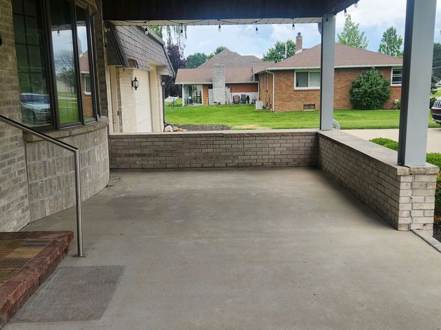 316 W Midland Road, Auburn, MI 48611