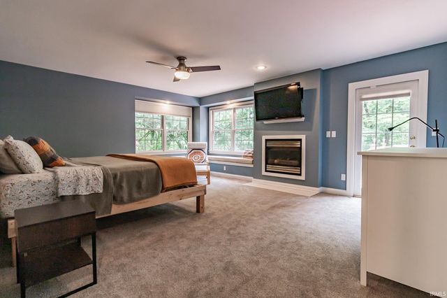 2200 E Boonville New Harmony Road, Evansville, IN 47725