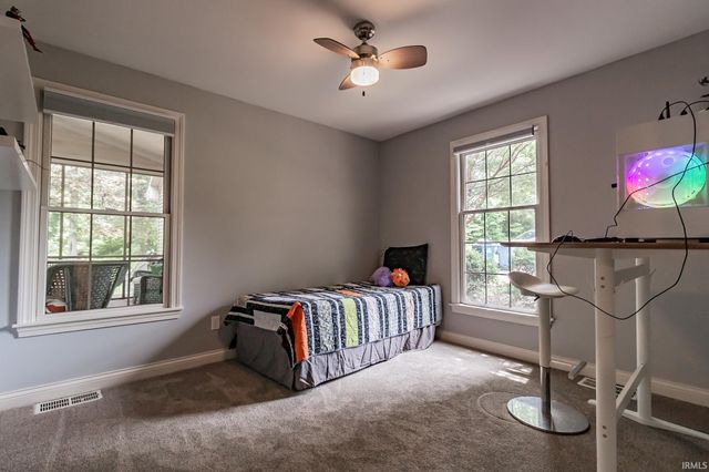 2200 E Boonville New Harmony Road, Evansville, IN 47725