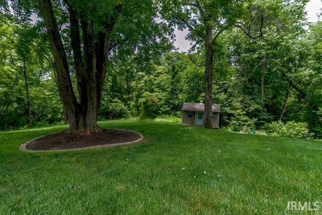 2200 E Boonville New Harmony Road, Evansville, IN 47725