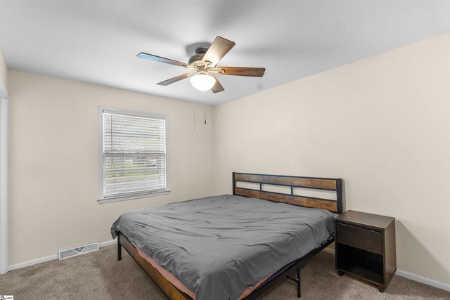 30 Tamwood Circle, Simpsonville, SC 29680