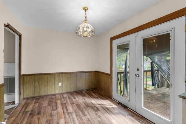 30 Tamwood Circle, Simpsonville, SC 29680