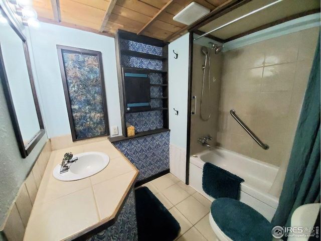 221 W 57th St 58B, Loveland, CO 80538