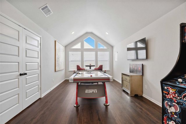 17464 Chestnut Cove Drive, Conroe, TX 77302