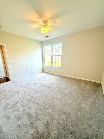 3094 Kensington Ct, Connoquenessing Twp, PA 16053