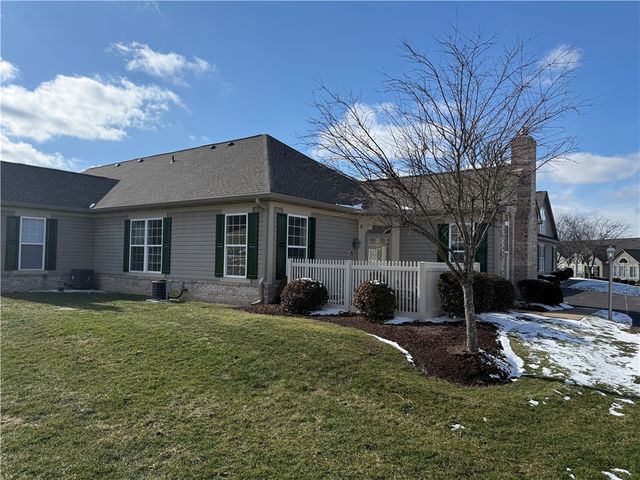 3094 Kensington Ct, Connoquenessing Twp, PA 16053