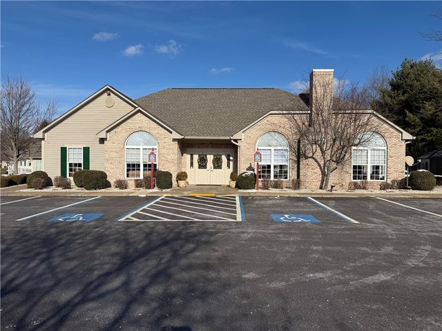 3094 Kensington Ct, Connoquenessing Twp, PA 16053