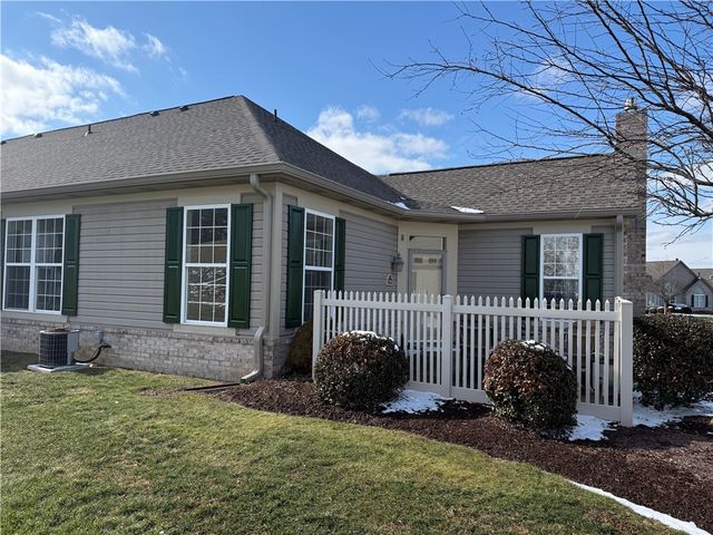 3094 Kensington Ct, Connoquenessing Twp, PA 16053