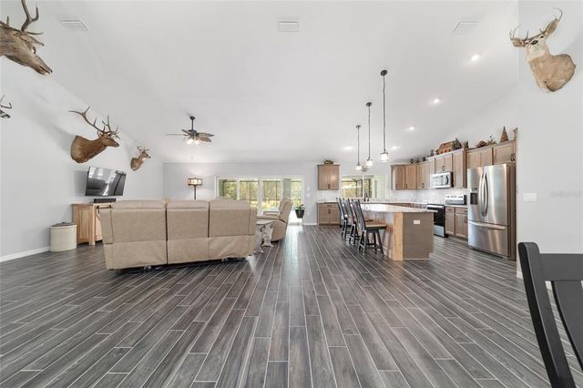 15600 NW 185TH STREET, Williston, FL 32696