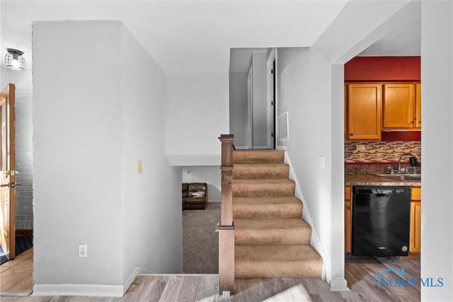 28855 Starlight, Perrysburg, OH 43551