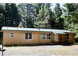 42065 VISTA Dr, Port Orford, OR 97465