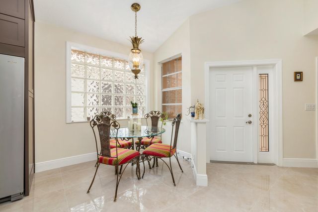 999 Lytham Court, West Palm Beach, FL 33411