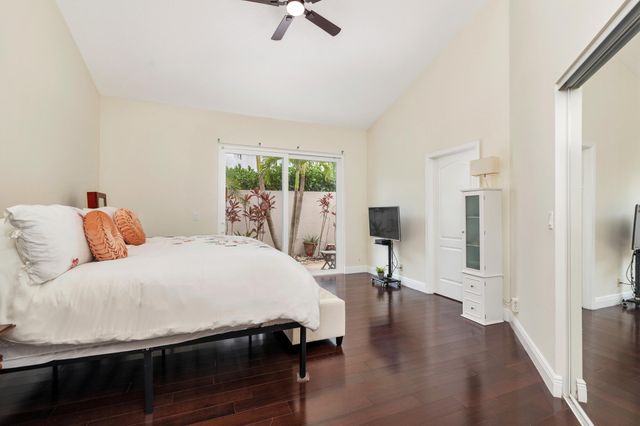 999 Lytham Court, West Palm Beach, FL 33411