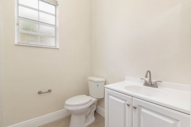 999 Lytham Court, West Palm Beach, FL 33411