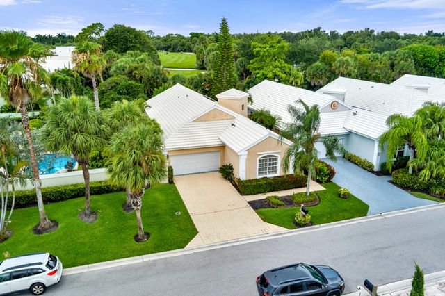 999 Lytham Court, West Palm Beach, FL 33411