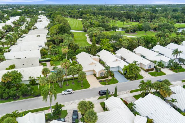 999 Lytham Court, West Palm Beach, FL 33411