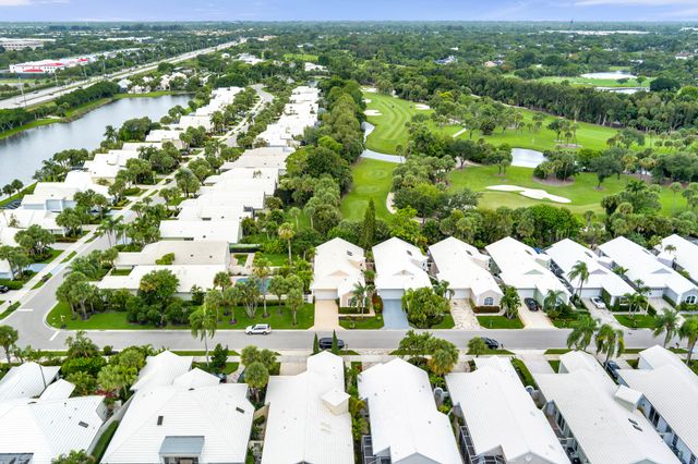 999 Lytham Court, West Palm Beach, FL 33411